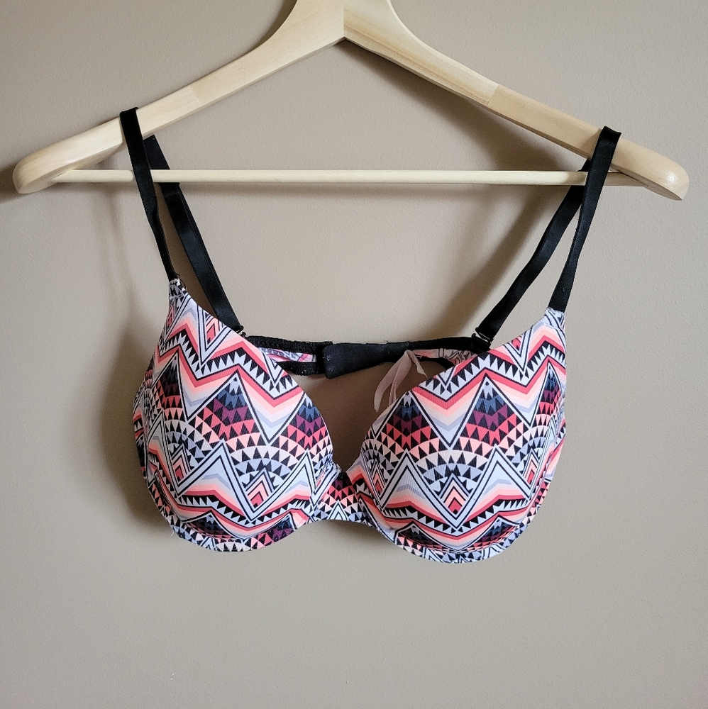 PINK Victoria's Secret Bra 34D